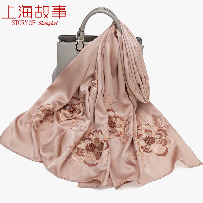上海故事丝巾女2022新款春夏真丝刺绣素邹缎桑蚕丝围巾妈妈礼物披肩