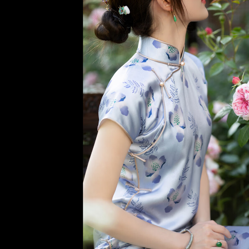 一城风絮瑶月仙来丨2023夏季新款丨真丝蓝色印花复古民国风小盖袖旗袍