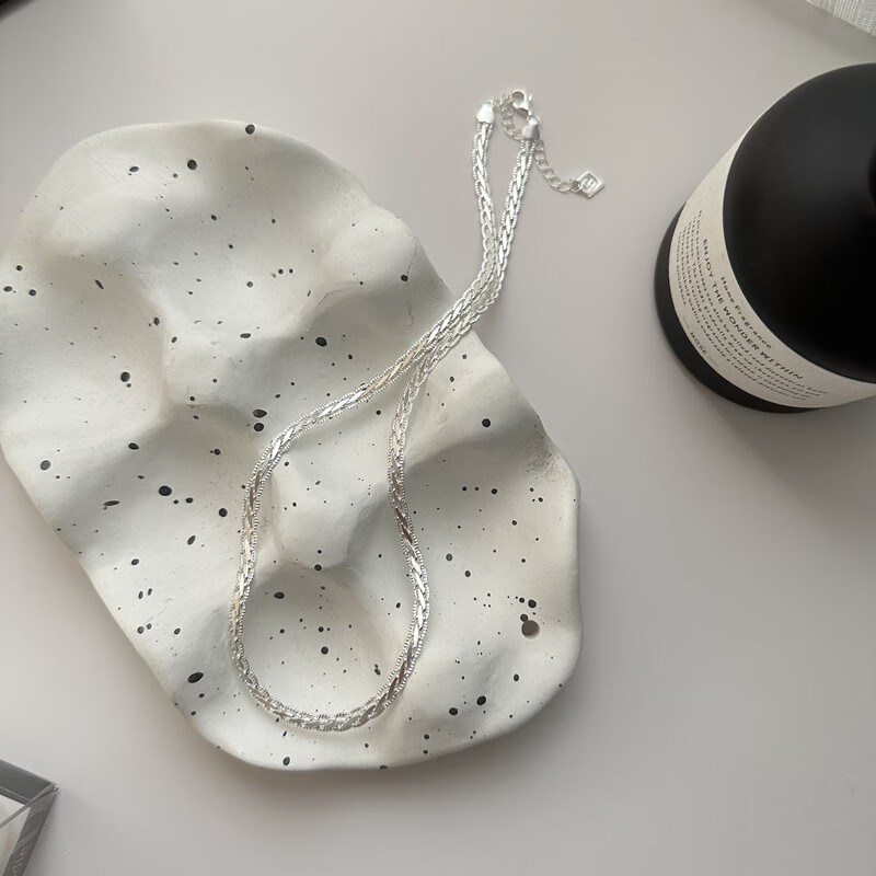 蕾丝项链日韩风小众设计波光粼粼几何麻花扁平锁骨链 编织蕾丝项链