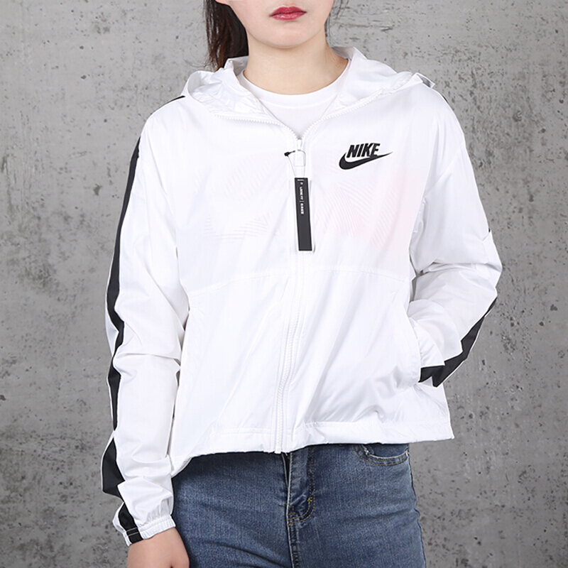 耐克(nike) 女装新款运动服跑步训练健身舒适防风休闲外套梭织夹克 cj