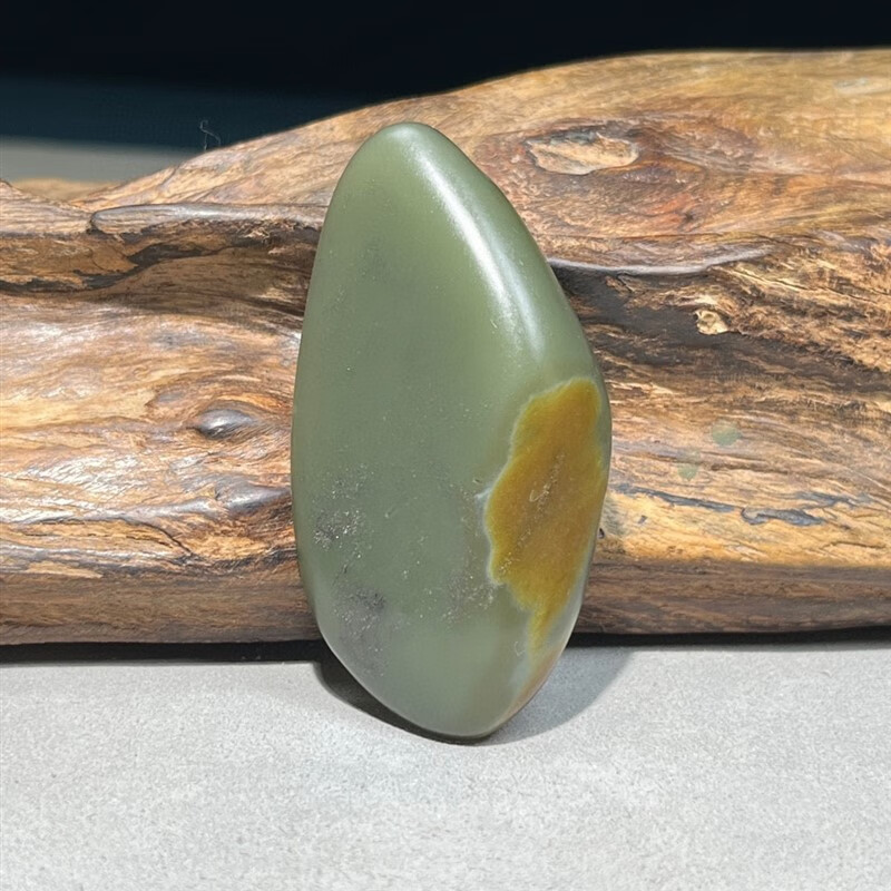 甘夏 新疆和田玉青玉枣红皮籽料原石手把件老料子聚皮玩料