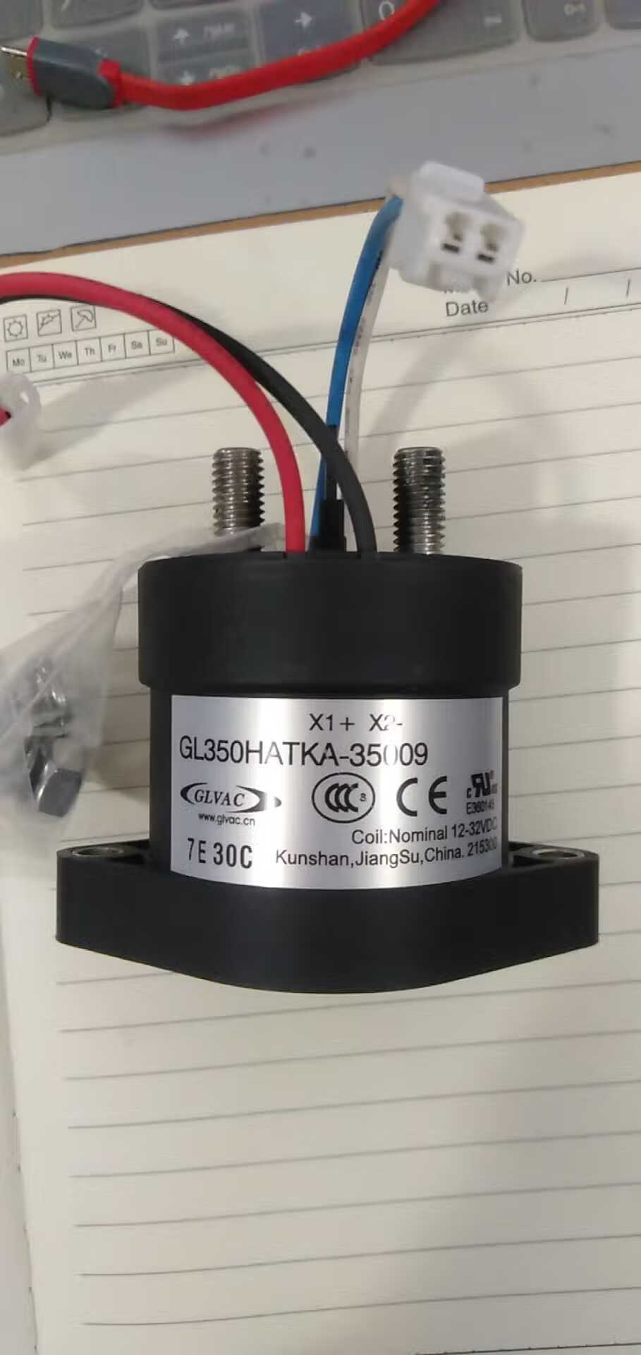 国力glvac高压直流接触器750v350a带触点  12/24v直流电磁继电器 350a