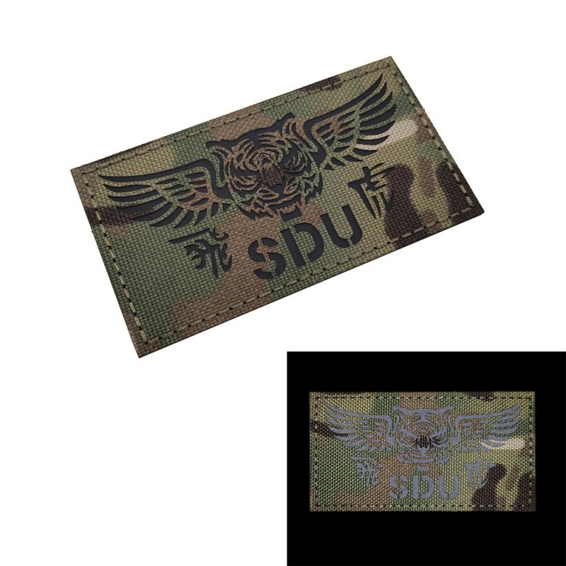 中国香港区旗ir反光魔术贴章 sud飞虎队徽章 军迷士气章 个性背包贴