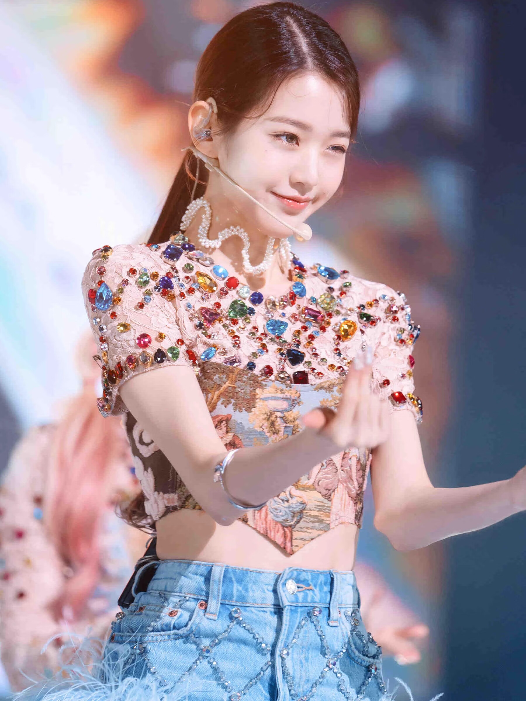 追玥梦张元英同款衣服ive女团张元英同款手工定钻蕾丝上衣牛仔裤装
