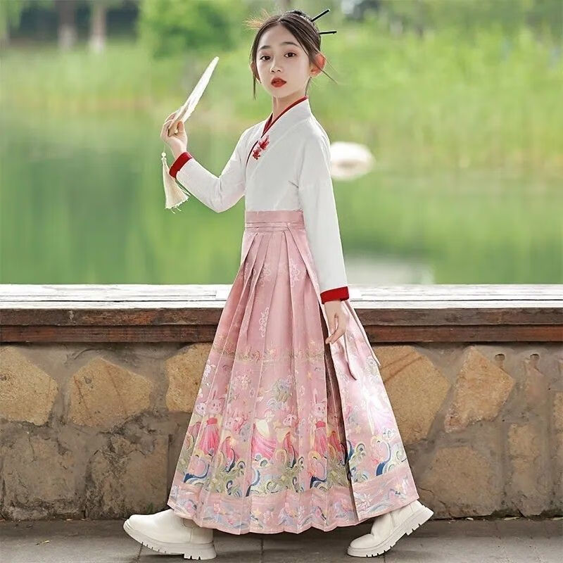 洋妙珂汉服女童新款中国风儿童马面裙女童古风半身裙汉服一整套中秋演出 粉色整套 120码115-125身高属于什么档次？