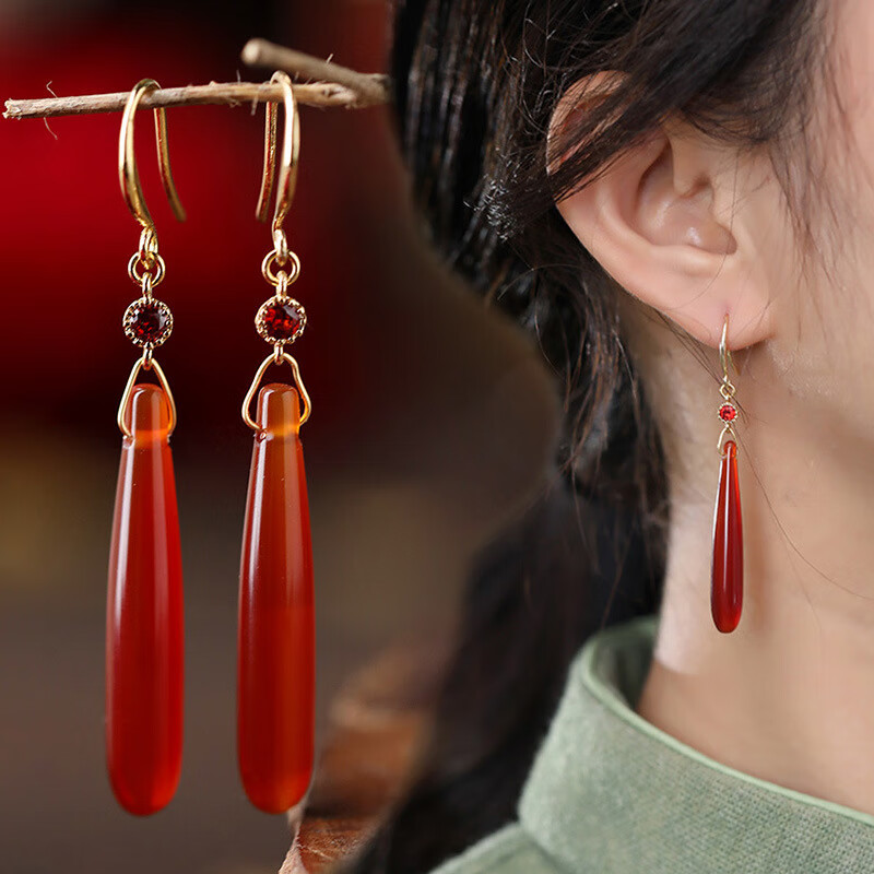 览日鸟红玛瑙长款红色耳环复古风耳饰女新款潮搭配旗袍的耳坠