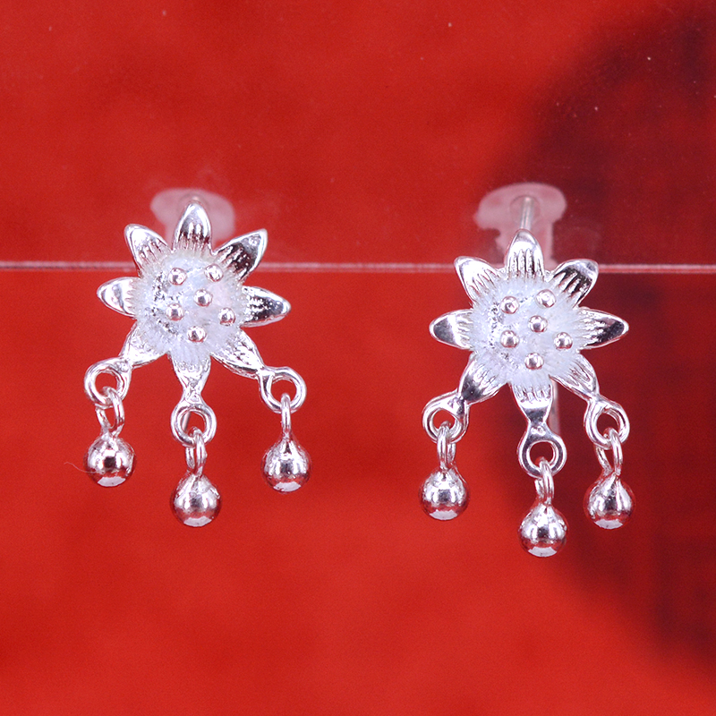 純已久銀飾 990足銀小耳墜 康乃馨 銀耳吊 女士銀耳釘 銀耳勾 銀耳飾