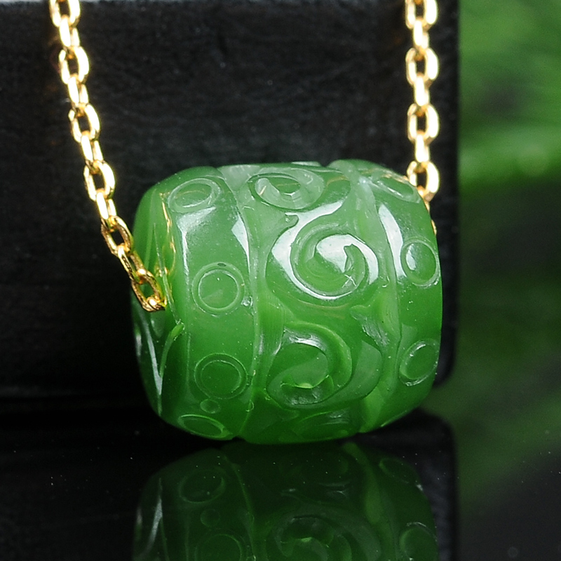 执玉珠宝和田玉碧玉挂件菠菜绿和田碧玉项链雕花路路通玉吊坠附证书