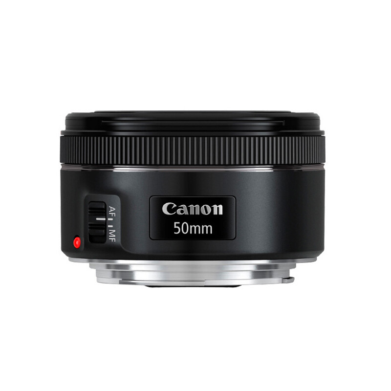 佳能EF 50mm f1.8 STM 标准定焦镜头小痰盂拿在手上摇晃有声音吗？