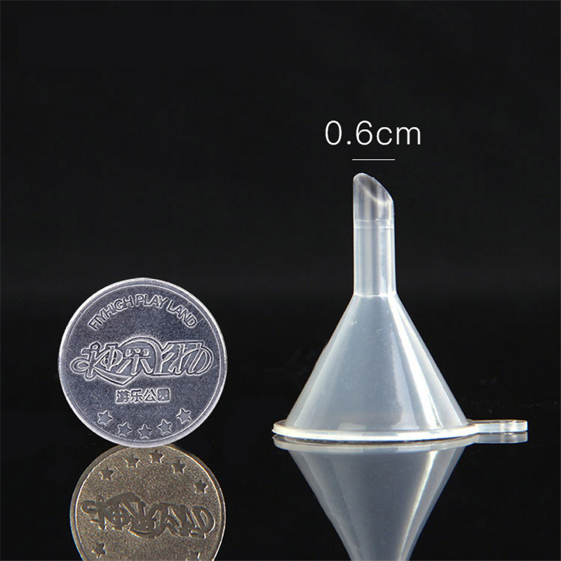 星辰大海 户外出差旅行便携分装瓶用工具小漏斗 小吸管香水化妆品分装工具 漏斗（1个装）（4色随机