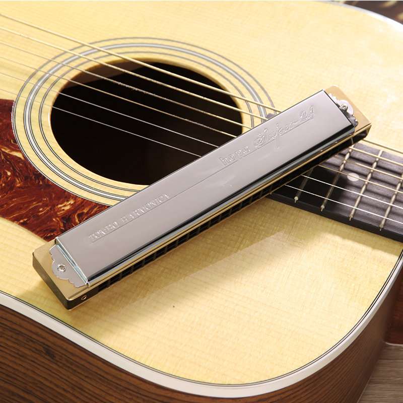 通宝c调二十四孔复音口琴