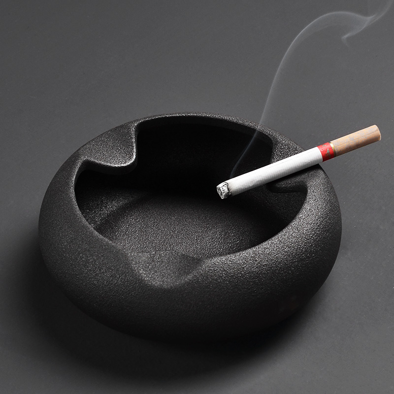 办公室烟缸酒店大厅餐厅宾馆酒吧ktv圆形烟盅 d13-35g 纯黑色烟灰缸