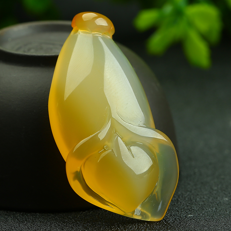 玉荔缘 冰黄玉髓兰花吊坠  女款玉兰花玉坠 附证书