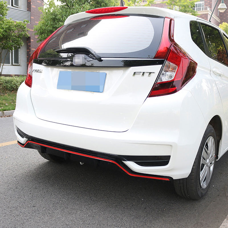 款新飞度后唇后包围改装专用后杠四出排气扰流板 新飞度黑色红边后唇