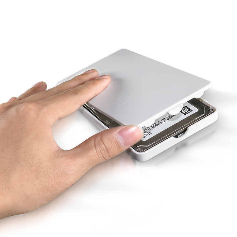 麦沃K2503D移动硬盘盒2.5SATA外置盒白是金属壳吗？