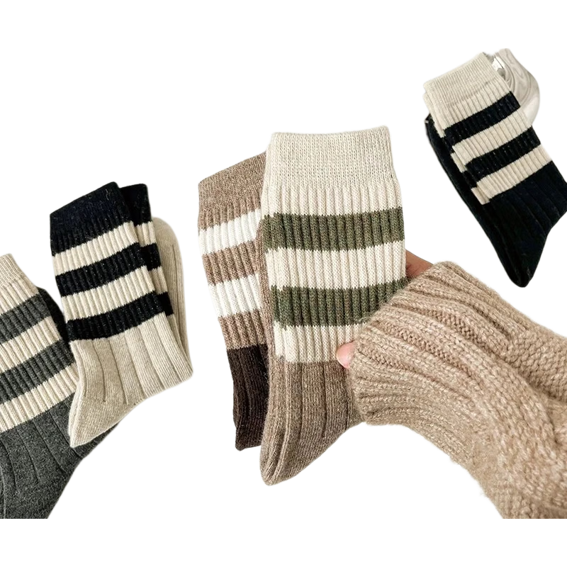 配鲨鱼裤的袜子女中筒秋冬加厚保暖袜ins百搭长筒学生运动袜舒适 4双装【随机颜色】