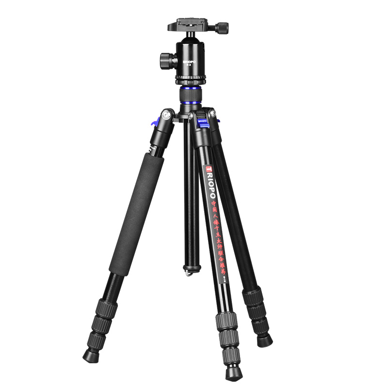 捷宝TRIOPO AT-125+D-2三脚架套装索尼CX680 摄影机可以用么？
