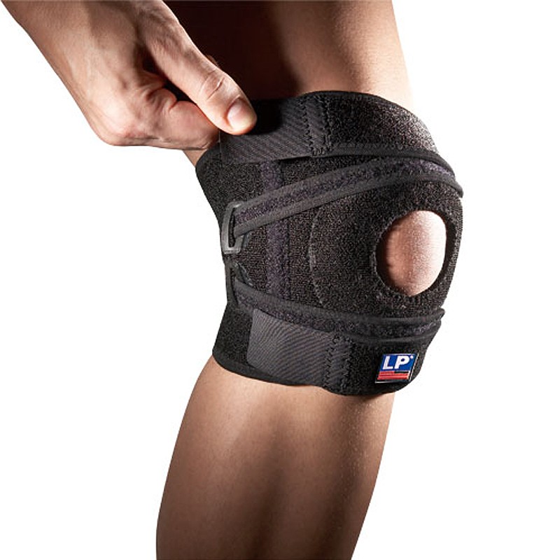 透气双弹簧支撑护膝篮球羽毛球网球高尔夫球运动膝关节专业比赛用护具