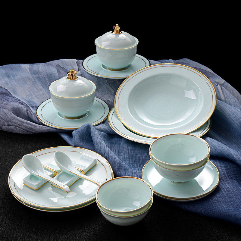 華光國(guó)瓷 中國(guó)風(fēng)青瓷餐具套裝 華青瓷碗碟盤(pán)套裝 千峰翠色骨瓷餐具 6人配【高端禮盒裝】 32頭
