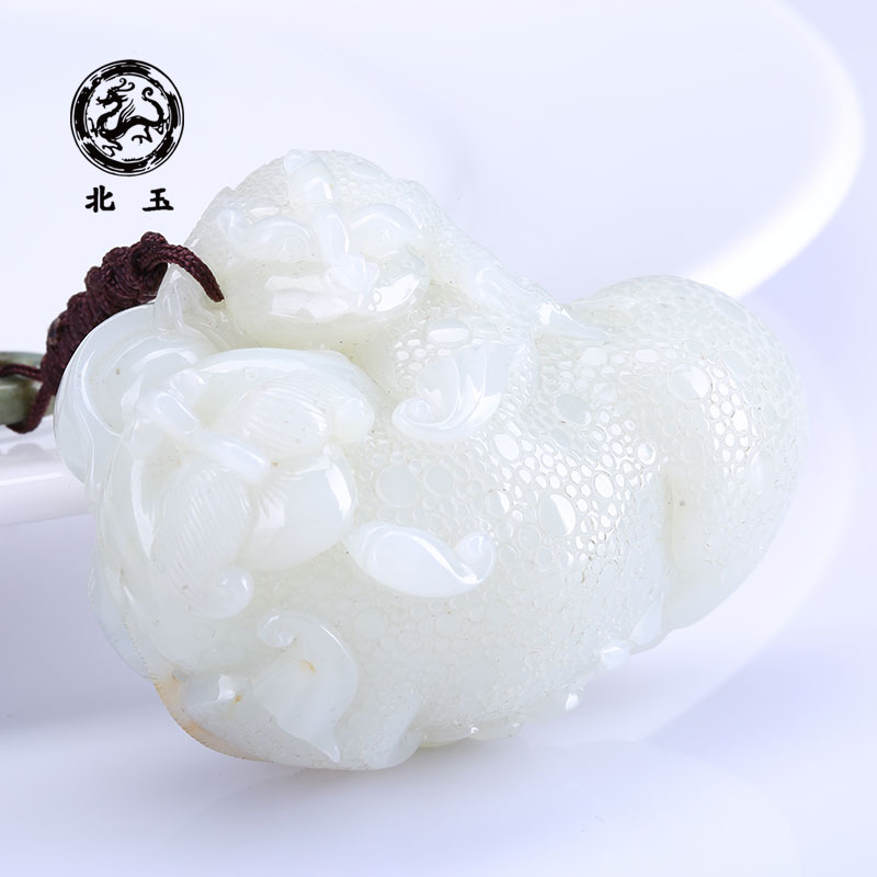 北玉 和田玉手把件 金蟾瑞兽 新疆籽料 天然玉器把玩件挂件 收藏馈赠