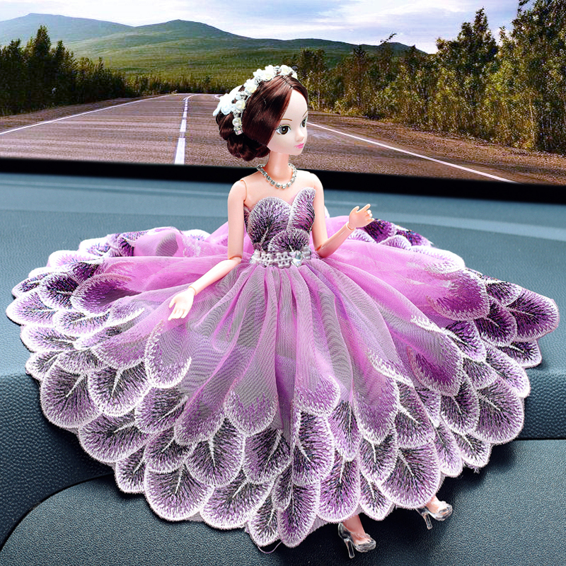 婚纱蕾丝网纱公主摆件女神专用女生车内装饰送女朋友礼品汽车用品配件