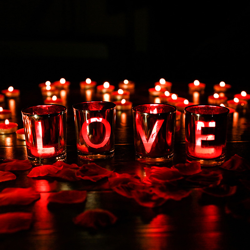 萦娪情人节表白蜡烛浪漫求婚表白装饰小蜡烛烛光晚餐玫瑰花瓣套餐情人