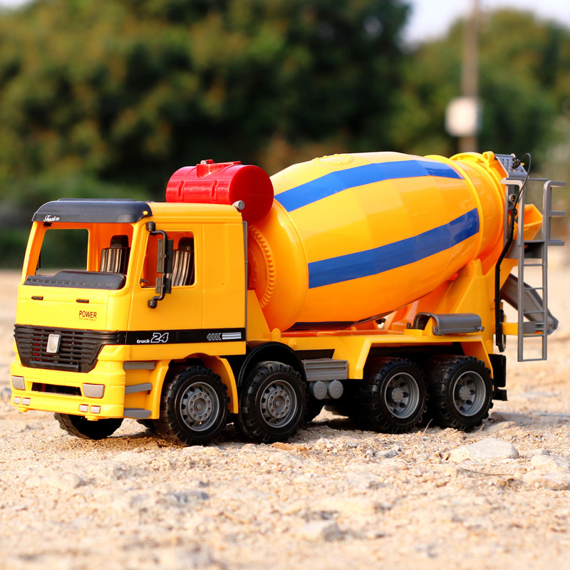 3岁儿童玩具车男孩女孩 惯性水泥搅拌车