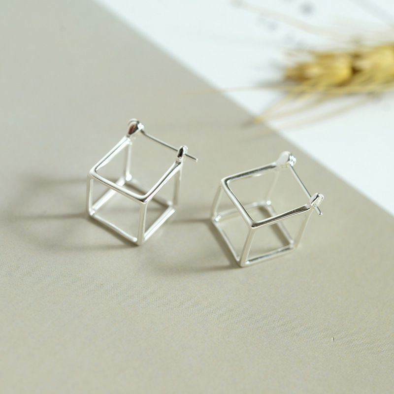 艾姝饰品立方体创意透视几何耳环s925银耳钉夸张配饰简约个性 925银