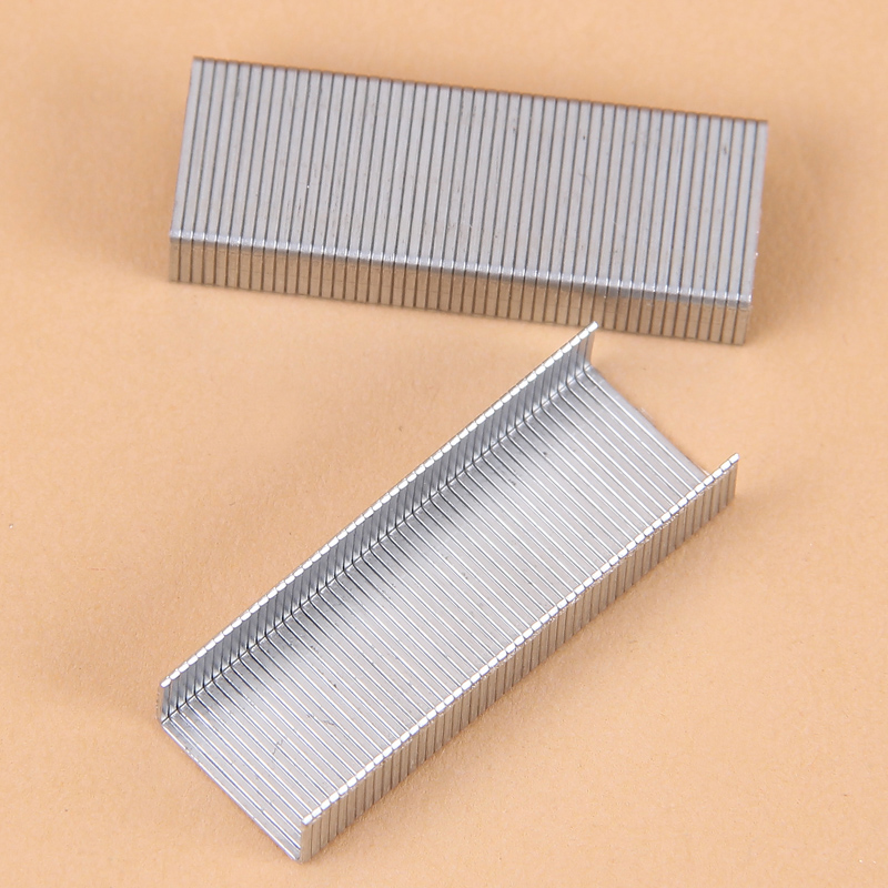 订书钉12号订书机订书钉装订针订书针12号标准钉针专用zd530 d5302