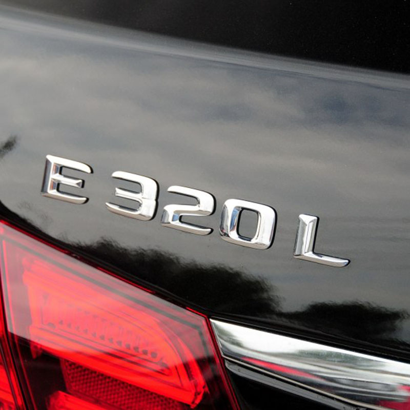 标跃适用奔驰glk300车标c200字标e260l后标志a级北京奔驰尾标字牌车贴