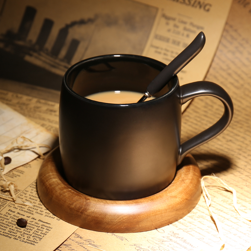 无泥（WUNI） 欧式咖啡厅磨砂马克杯带盖勺黑色咖啡杯配底座创意哑光简约大容量陶瓷水杯子 黑色星睛杯带勺（配盖+底座）