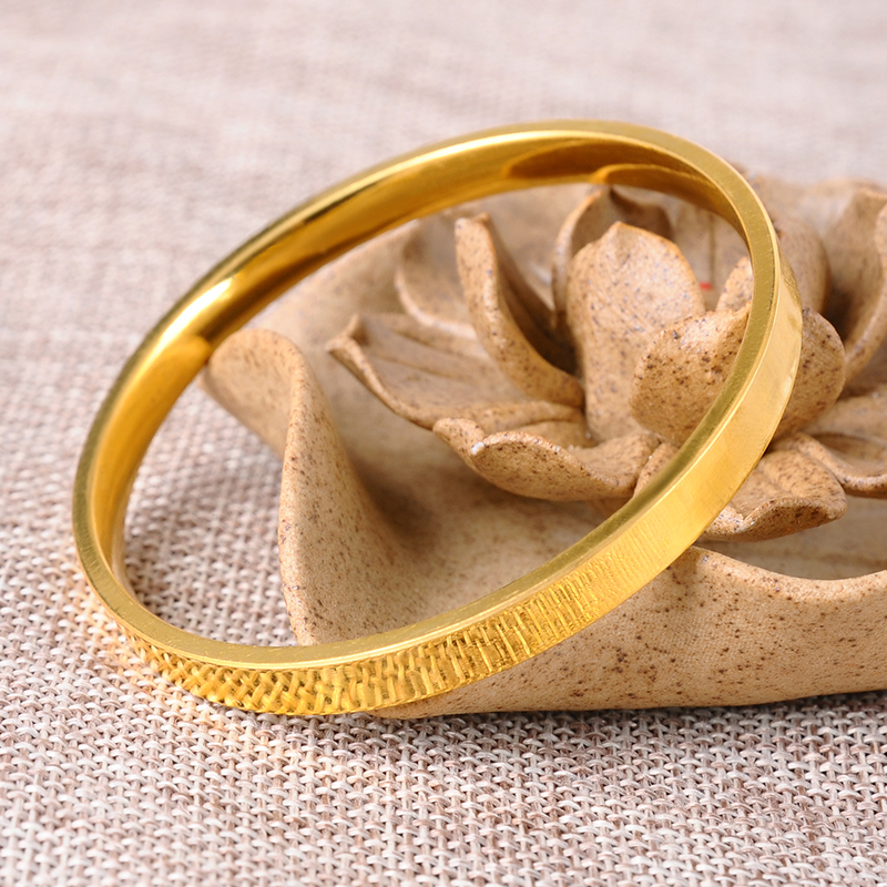 纯福黄金简约光面黄金手镯