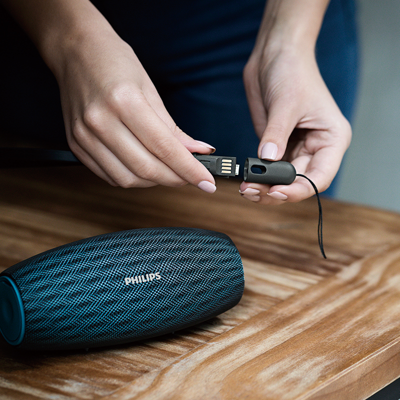 飞利浦（PHILIPS）BT6900A 音乐小号角 防水蓝牙音箱 户外便携迷你音响 电脑桌面布艺低音炮 免提通话 蓝色