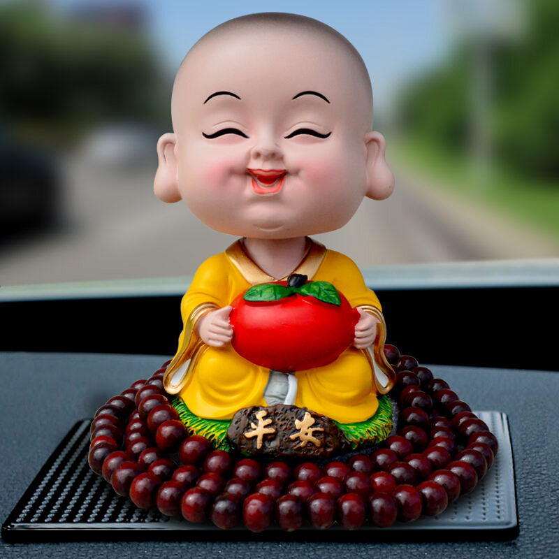 汽车摆件新款摇头小和尚网红可爱公仔摆件车载小沙弥平安佛车内装饰