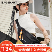 BAGSMART斜挎包男款运动胸包女背包潮牌男生单肩包休闲大容量男包送女朋友 乌漆嘛黑