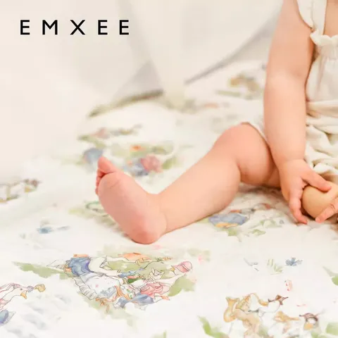 嫚熙（EMXEE）婴儿纱布浴巾纯棉宝宝新生儿童大尺寸浴巾 梦幻乐园 110×110cm 图片 4