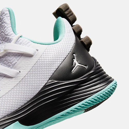 耐克(nike)篮球鞋 nike 耐克 jordan ultra fly 2 low 男子篮球鞋 ah