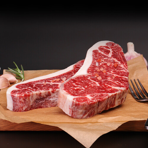 华牧鲜澳洲厚切西冷牛排280g*4份 谷饲原切牛肉 冷冻生鲜 礼袋 228元