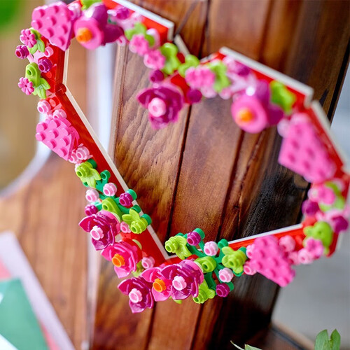 乐高lego玫瑰花花束拼搭限量收藏款女孩玩具积木情人节礼物40638心形