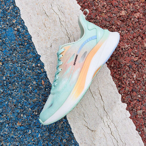 乔丹跑步鞋 qiaodan 乔丹 巭pro系列 飞影 男子跑鞋 bm23200299 冰川