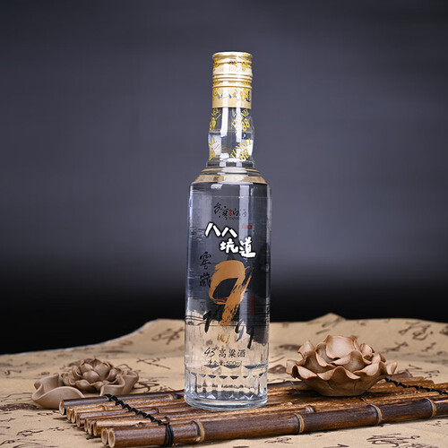 八八坑道白酒 八八坑道 窖藏 1999 43%vol 清香型白酒 500ml多少钱-聚